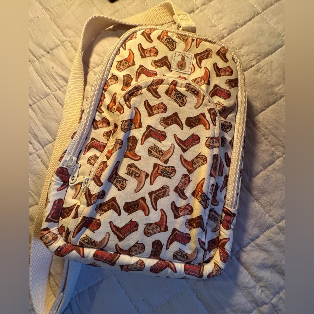NWOT Lindy Design Madison Cotton Conceal Carry Sling Bag